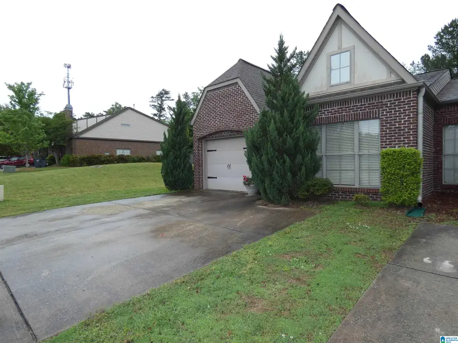 2472 RIDGEMONT DRIVE, Birmingham, AL 35244 - Image #3