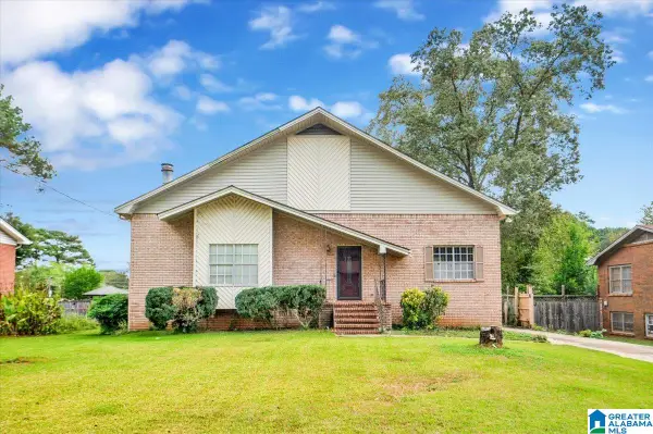 3353 CRESCENT DRIVE, Hueytown, AL 35023