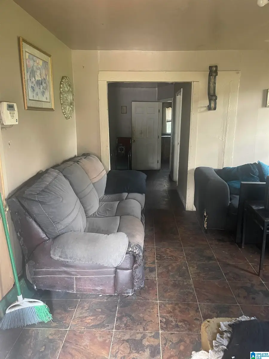 3228 BEECH AVENUE SW, Birmingham, AL 35221 - Image #2