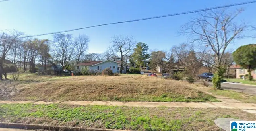 439 12TH TERRACE N, Birmingham, AL 35204 - Image #2