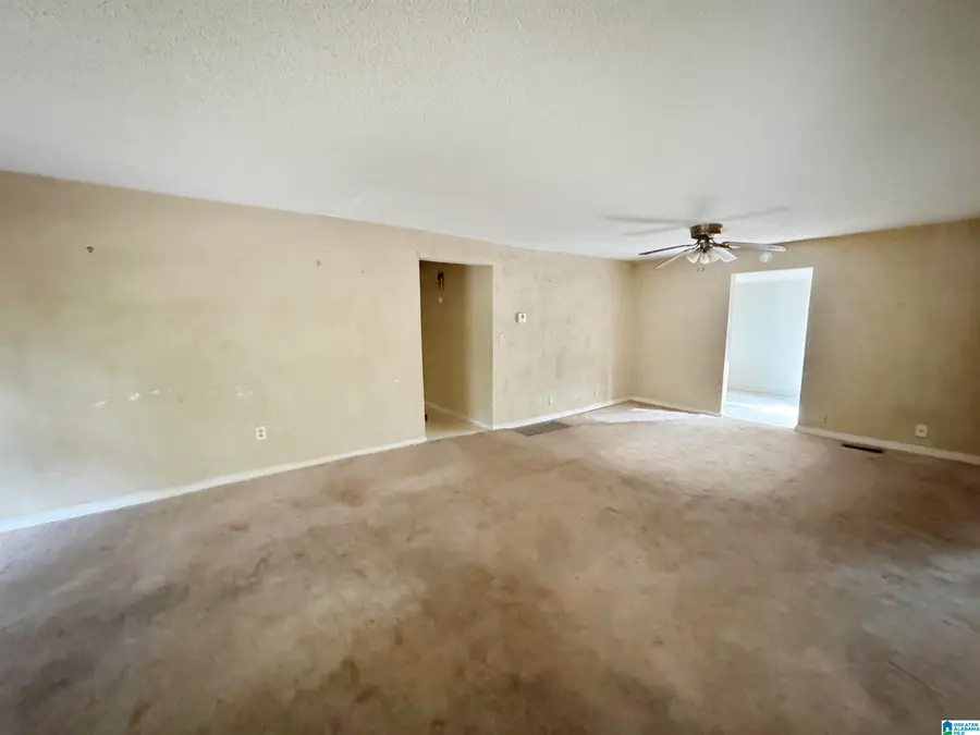 276 OVERBROOK CIRCLE, Sylacauga, AL 35150 - Image #2