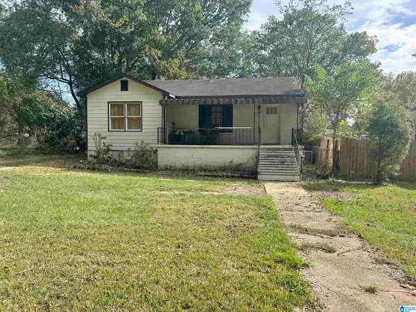 107 JUNE AVENUE, Hueytown, AL 35023