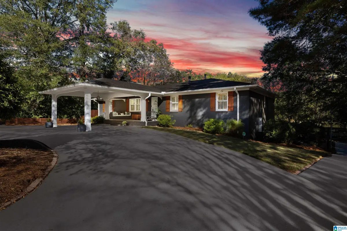 111 ANDERSON CIRCLE, Trussville, AL 35173 - Image #1
