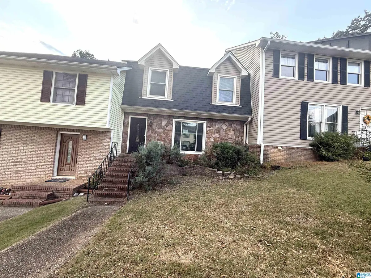 709 CAHABA MANOR DRIVE, Pelham, AL 35124 - Image #1