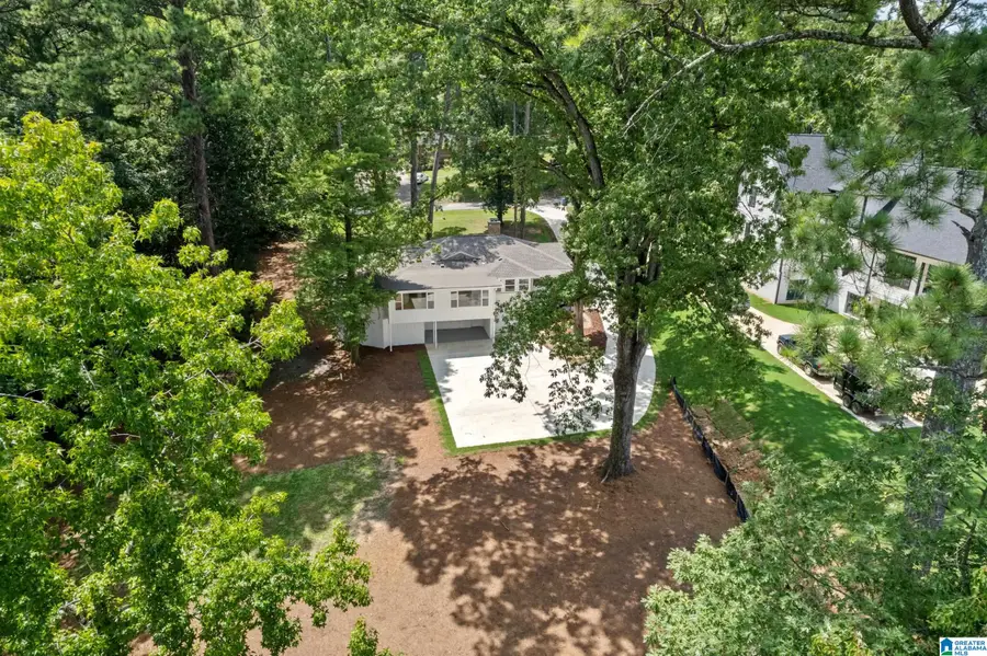 1576 BERRY ROAD, Homewood, AL 35226 - Image #2