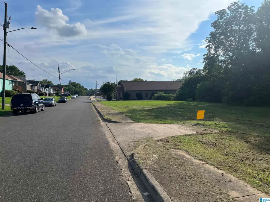 1508 SLAYDEN AVENUE, Birmingham, AL 35224 - Image #2