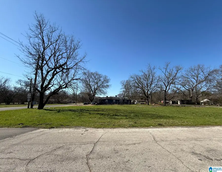900 AVENUE F, Birmingham, AL 35214 - Image #2