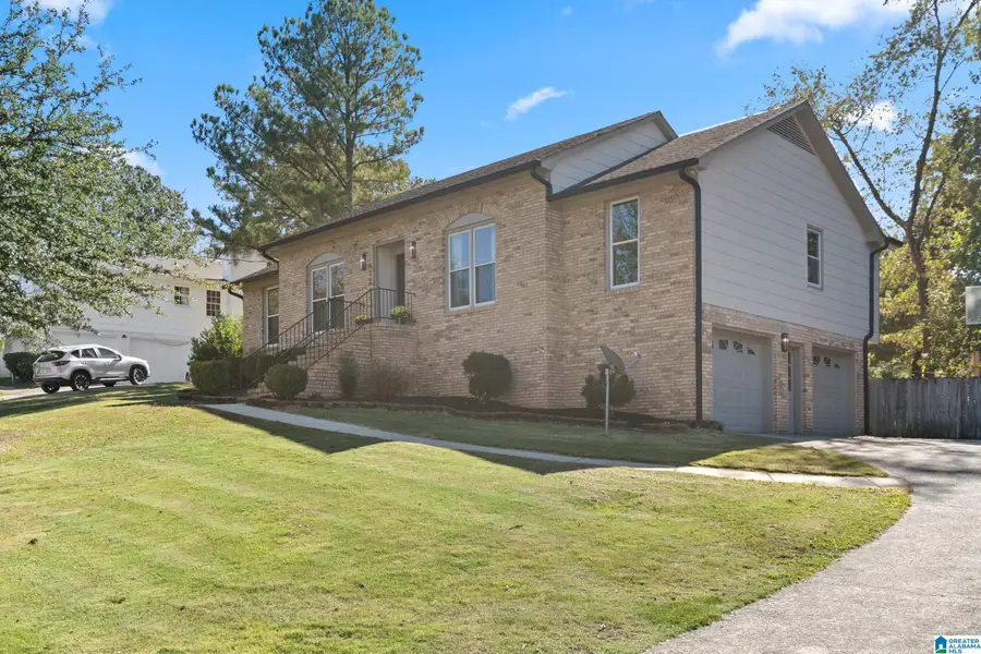 625 SUNHILL ROAD NW, Center Point, AL 35215 - Image #2