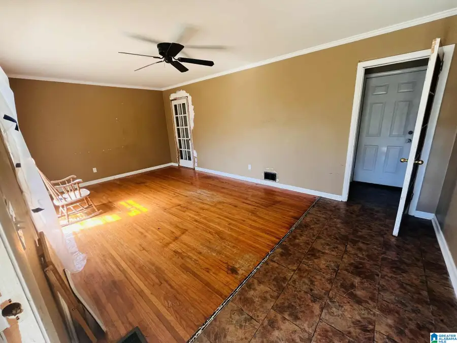 6 37TH AVENUE NE, Center Point, AL 35215 - Image #2