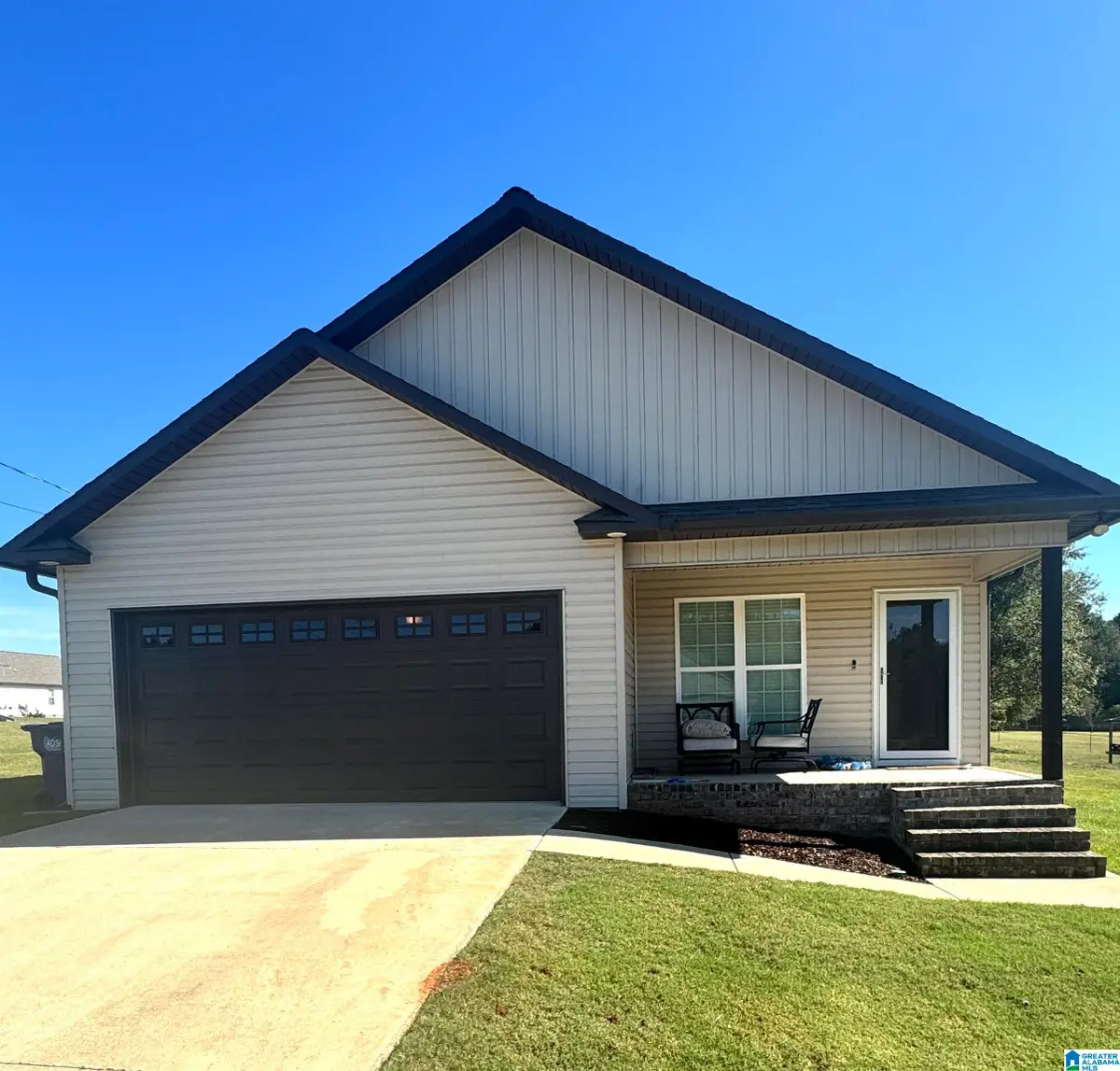 257 HAWK PASS, Anniston, AL 36207 - Image #1