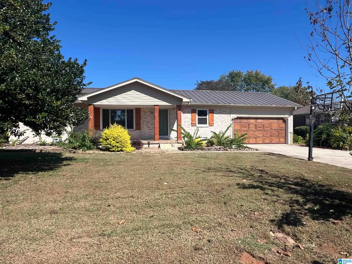 1119 CATALPA STREET, Tuscumbia, AL 35674 - Image #1