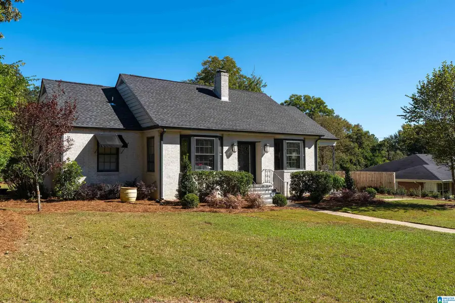 109 WAVERLY CIRCLE, Bessemer, AL 35020 - Image #2