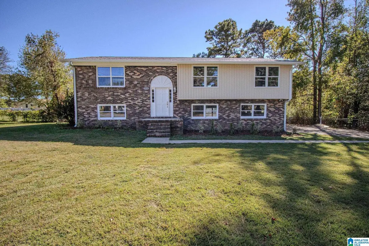 3514 DALE HOLLOW ROAD, Anniston, AL 36207 - Image #1