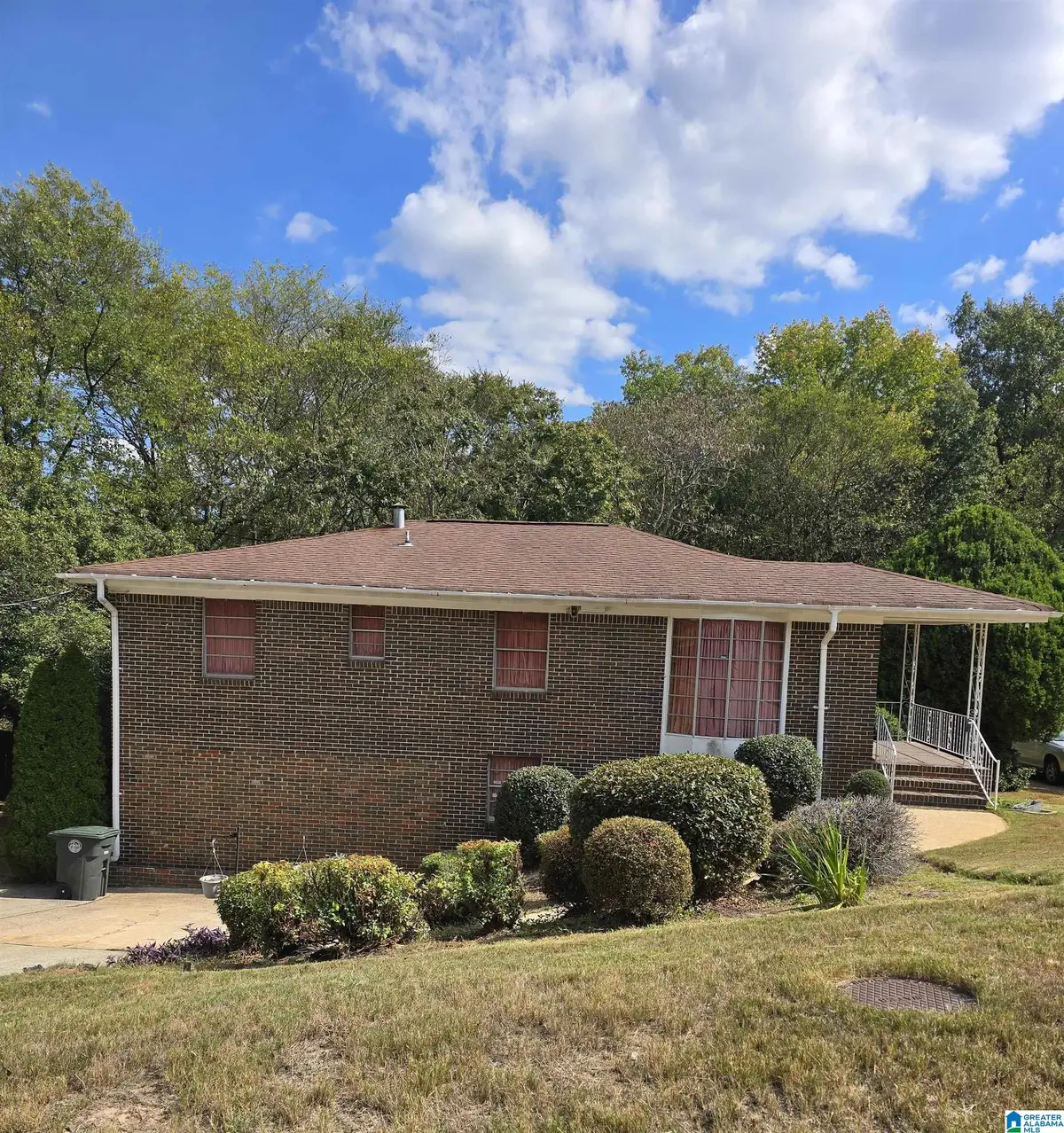 1801 15TH WAY SW, Birmingham, AL 35211 - Image #1