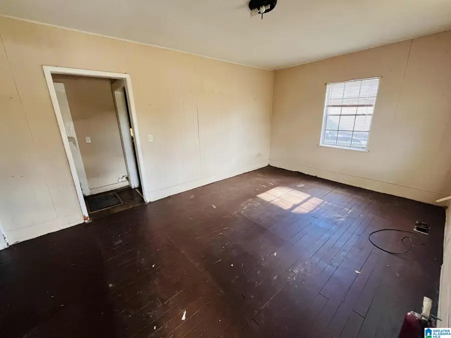 820 4TH COURT W, Birmingham, AL 35204 - Image #3