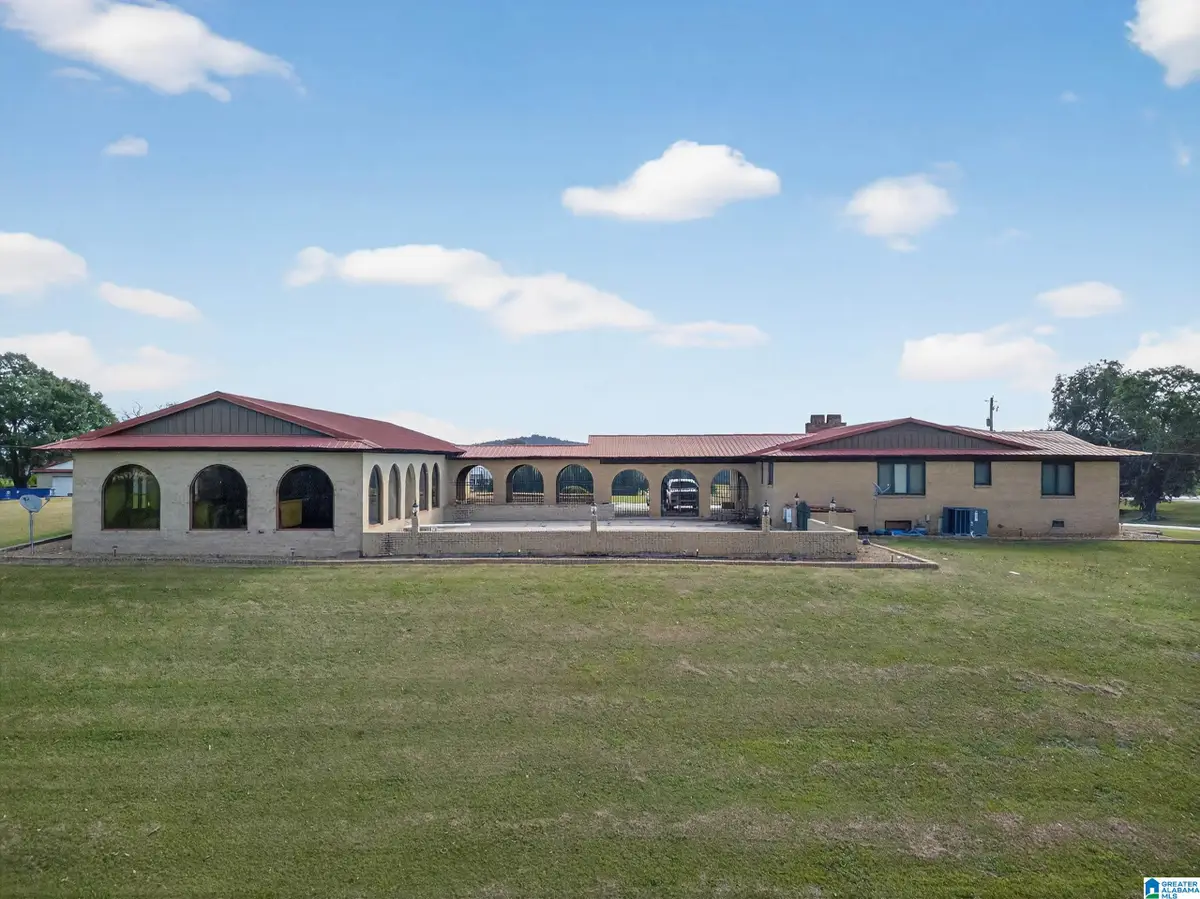 221 JOHN RAY LANE, Eastaboga, AL 36260 - Image #1