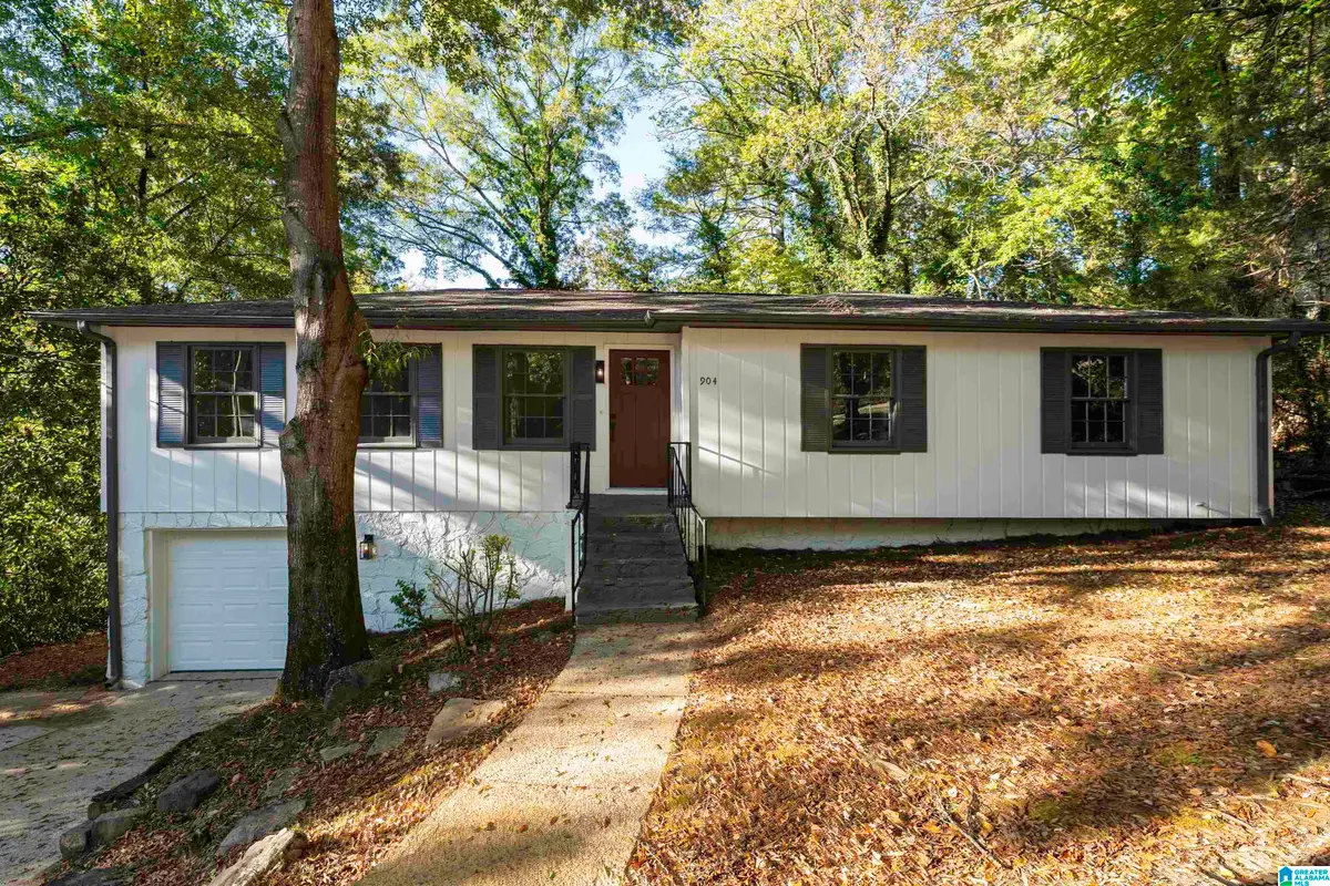 904 KATHRYNE CIRCLE, Birmingham, AL 35235 - Image #1