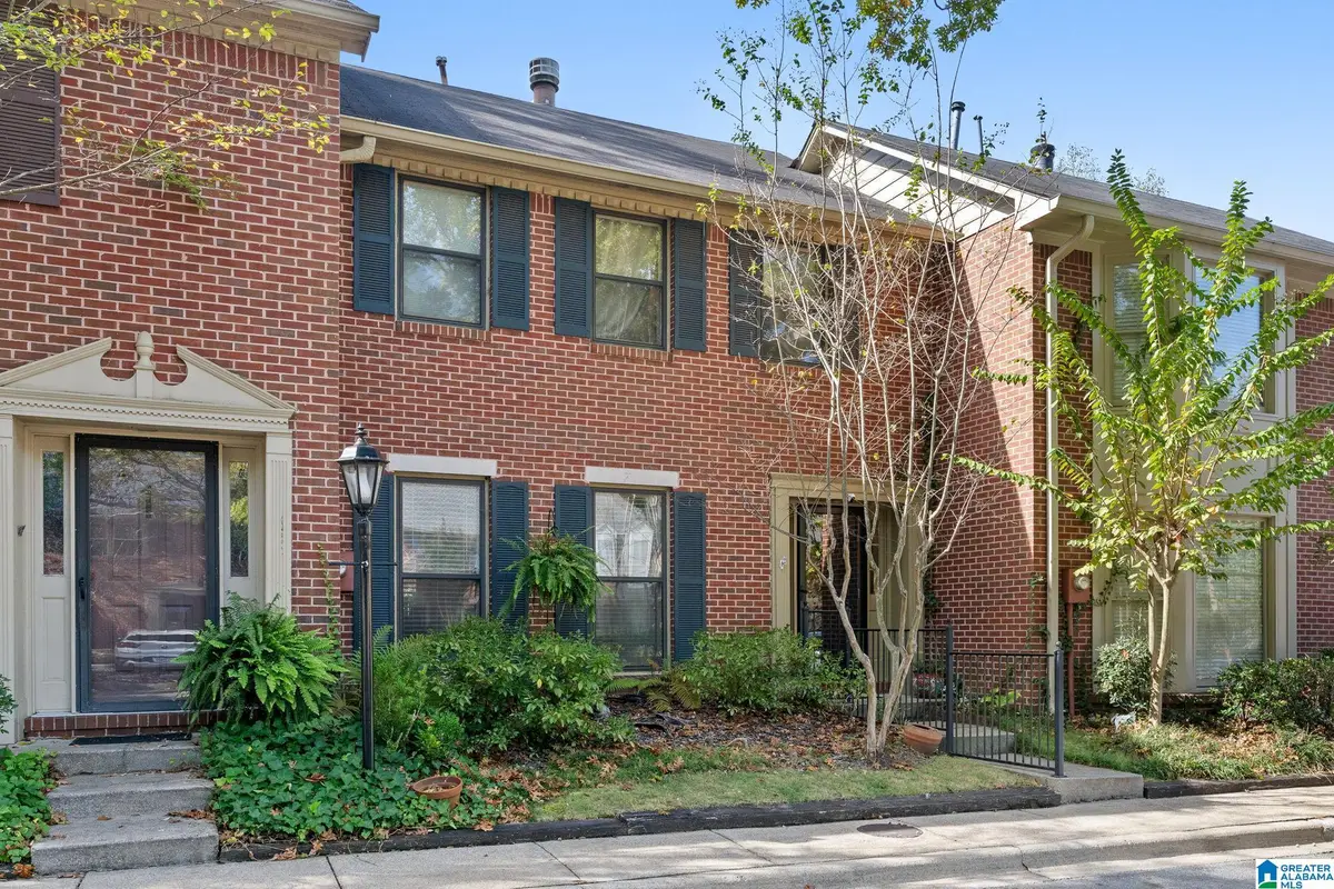 2 ASHFORD CIRCLE, Hoover, AL 35244 - Image #1