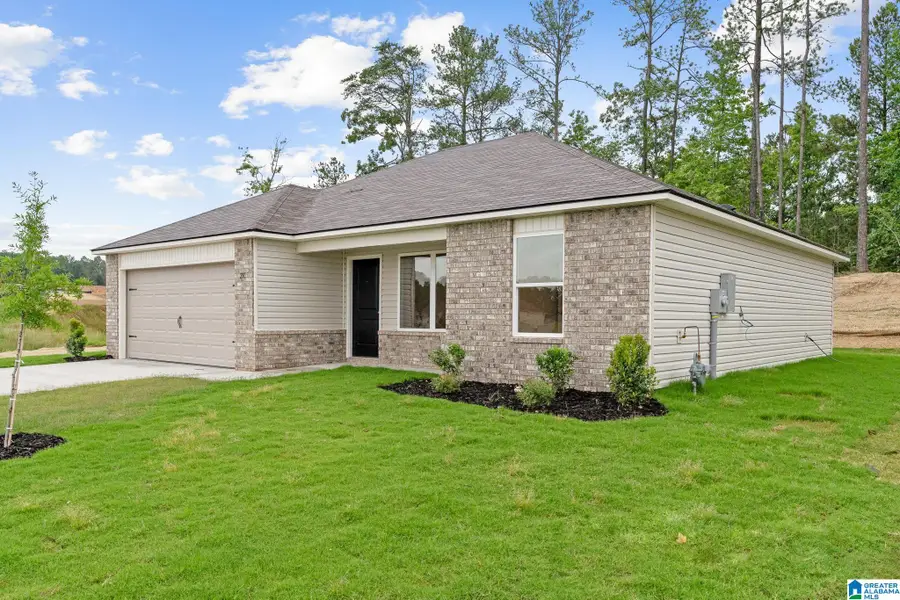 609 KLYNES DRIVE, Calera, AL 35040 - Image #2