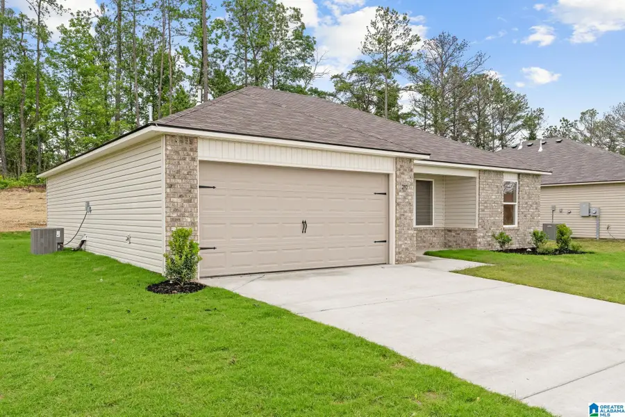 609 KLYNES DRIVE, Calera, AL 35040 - Image #3