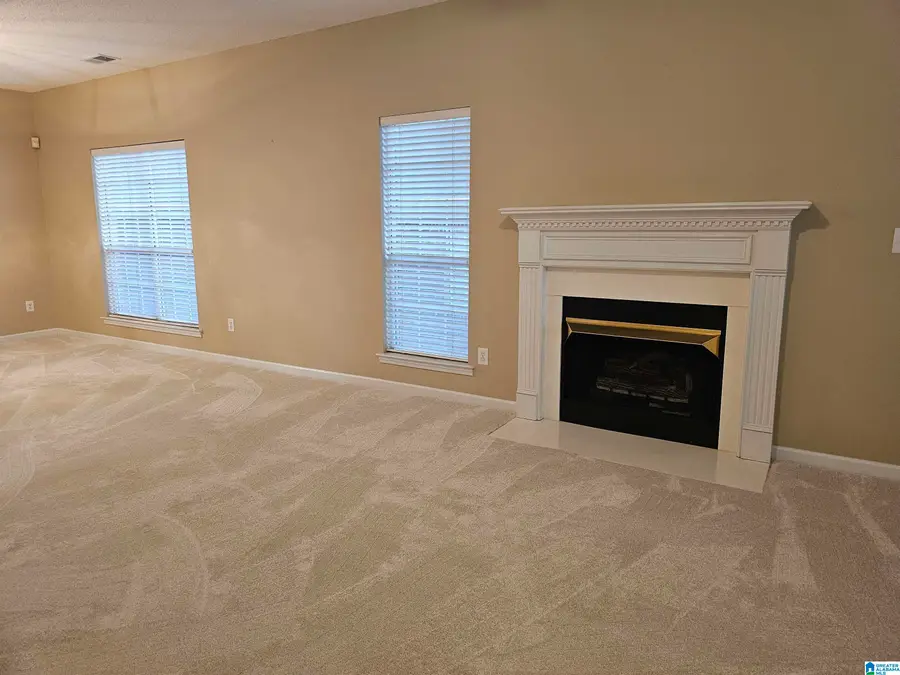 5437 J R DRIVE, Birmingham, AL 35235 - Image #3