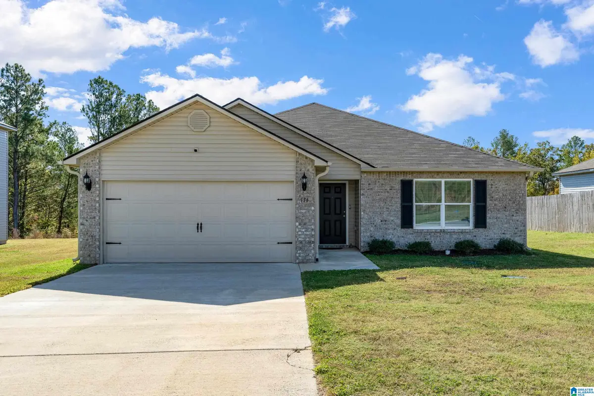 136 HUNTERS COVE, Odenville, AL 35120 - Image #1