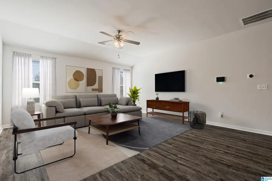 136 HUNTERS COVE, Odenville, AL 35120 - Image #2