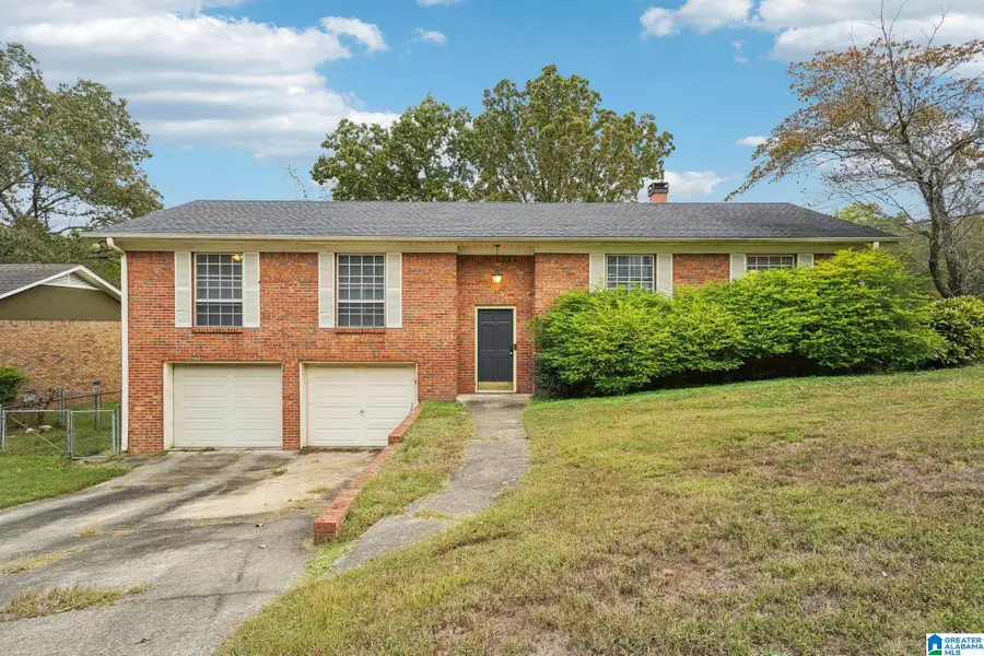 317 FOX GLEN ROAD NW, Birmingham, AL 35215 - Image #2