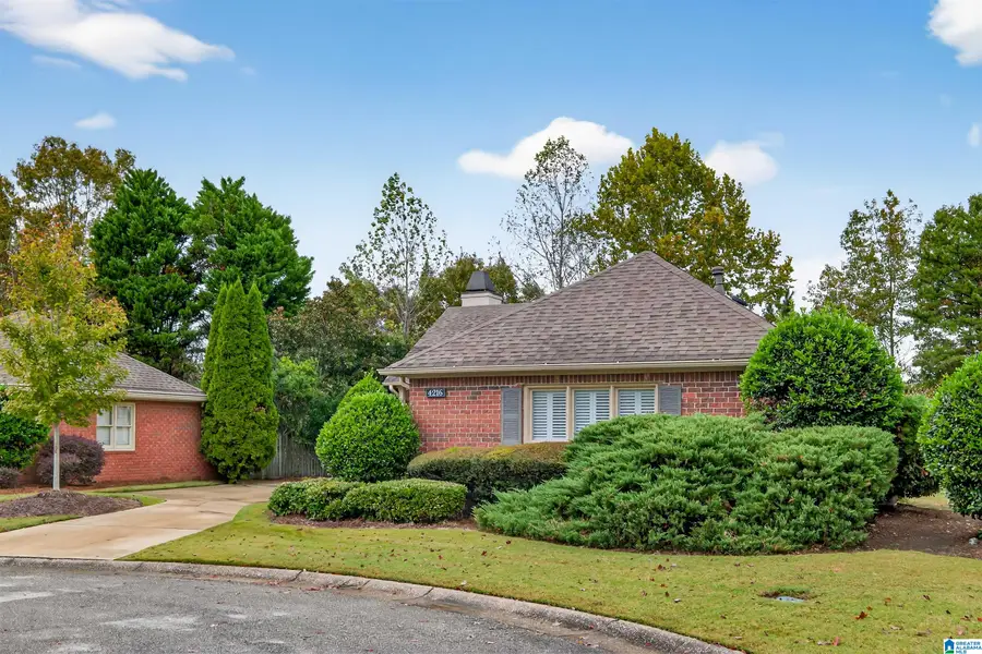 4216 VESTVIEW CIRCLE, Vestavia Hills, AL 35242 - Image #3