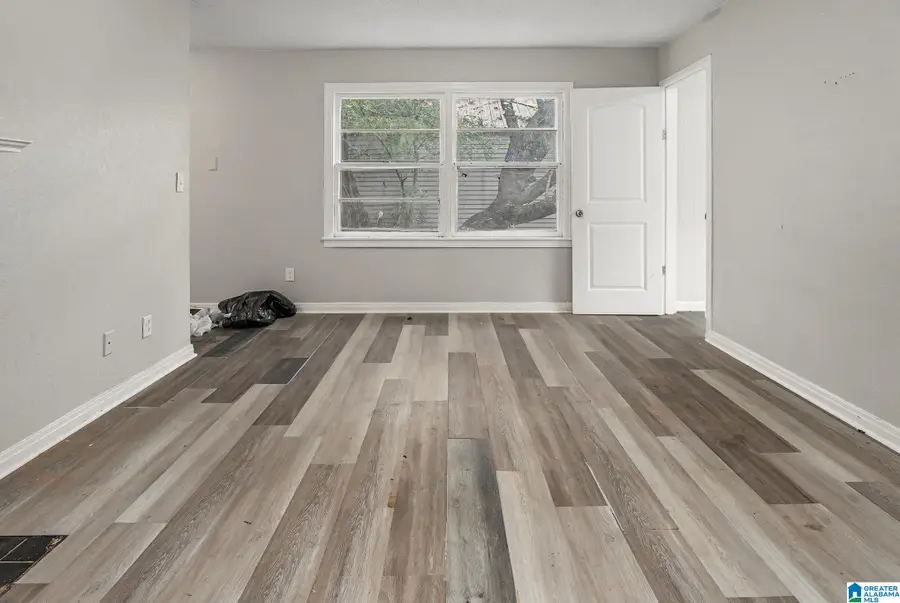 6721 GRASSELLI ROAD, Fairfield, AL 35064 - Image #2