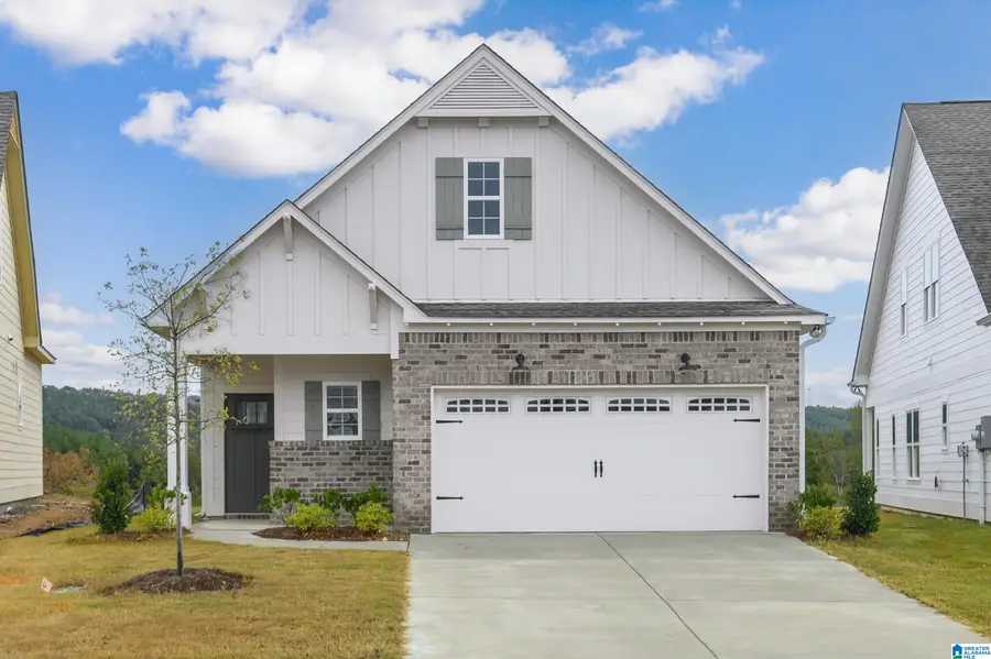 381 HUNTLEY RIDGE BEND, Pelham, AL 35124 - Image #2