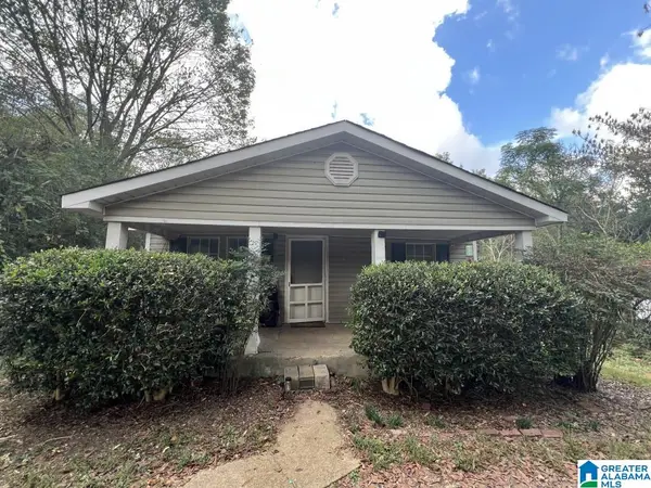 911 VALLEY ROAD, Oneonta, AL 35121