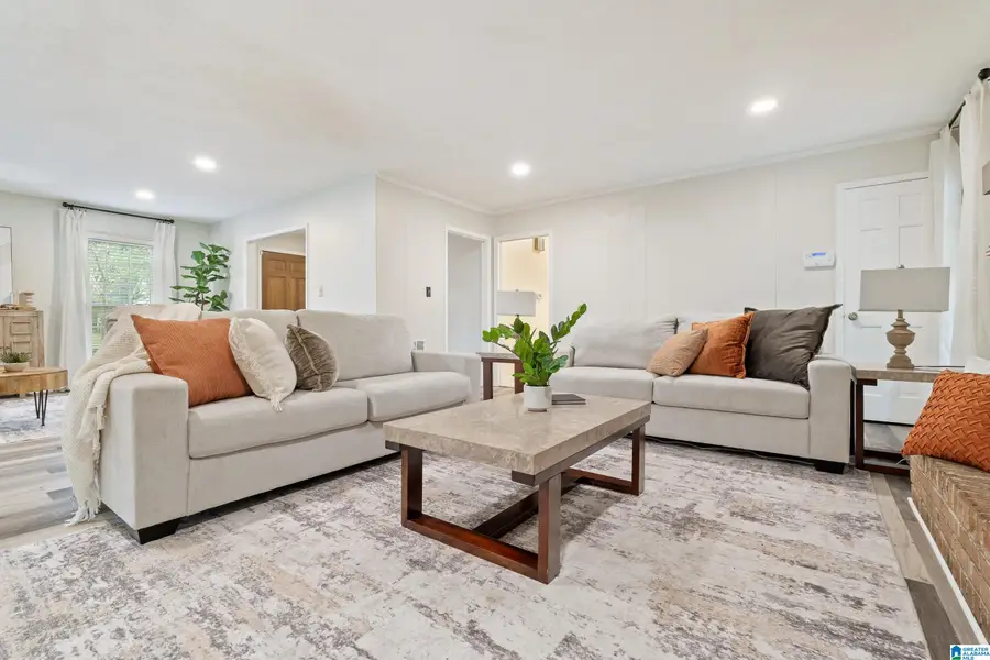 200 POWELL PLACE, Trussville, AL 35173 - Image #3