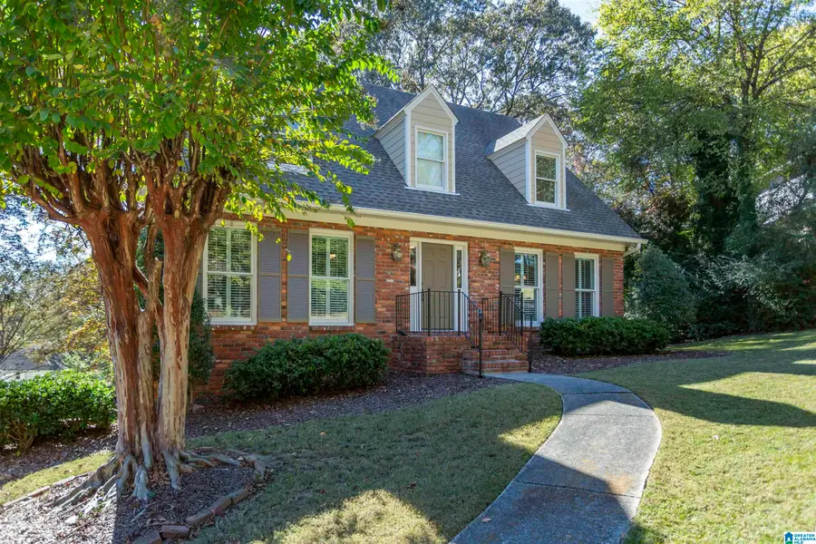 3729 MOUNTAIN VIEW LANE, Vestavia Hills, AL 35223 - Image #2