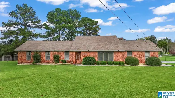 4203 HORSESHOE BEND SE, Decatur, AL 35603