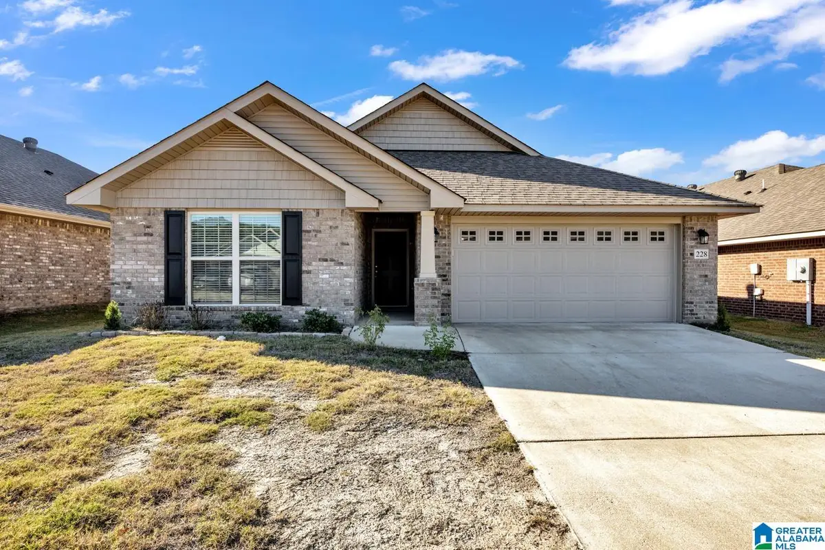 228 BLACK CREEK TRAIL, Odenville, AL 35120 - Image #1