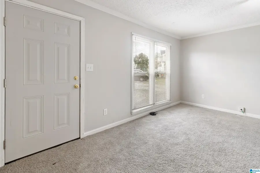 335 JAMESTOWN MANOR DRIVE, Gardendale, AL 35071 - Image #3