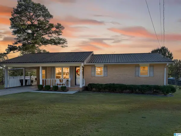 1104 EDGEWOOD DRIVE, Weaver, AL 36277