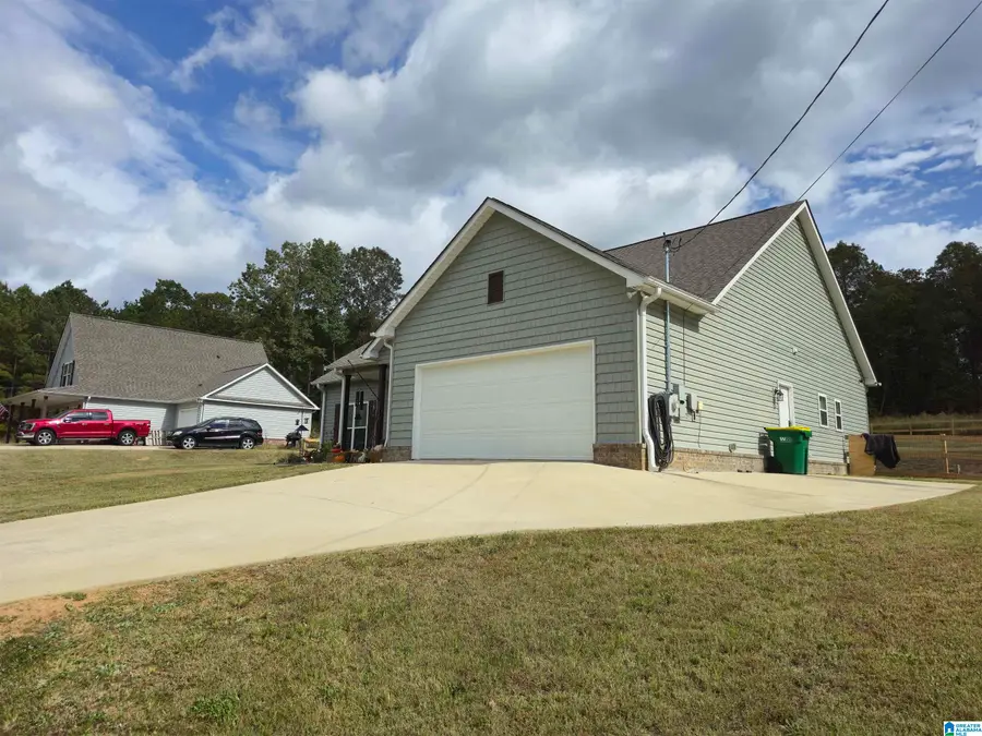 630 FOX TROT DRIVE, Odenville, AL 35120 - Image #2
