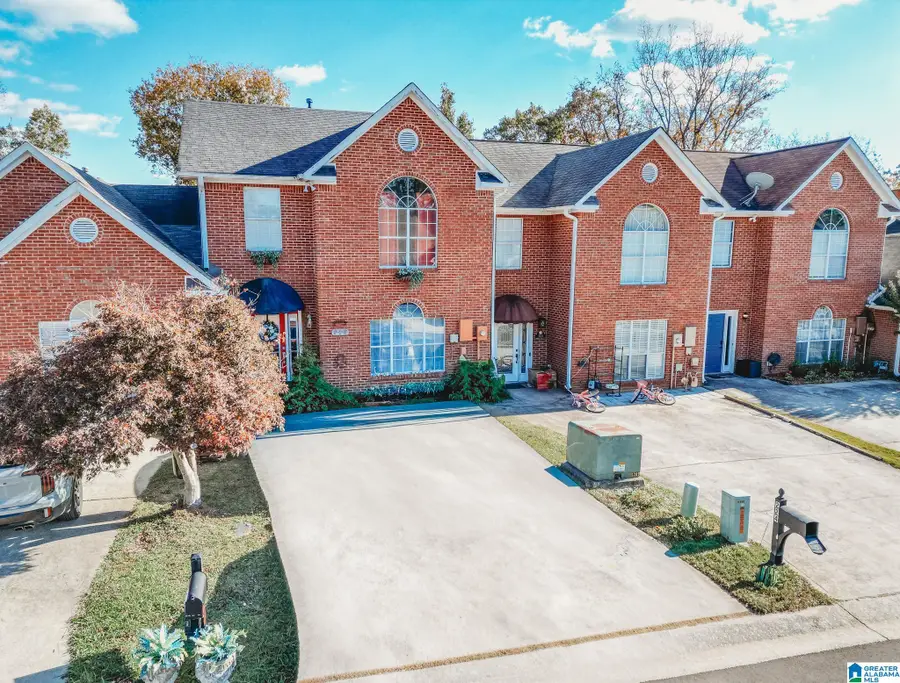 226 CAMBRIAN RIDGE TRAIL, Pelham, AL 35124 - Image #2