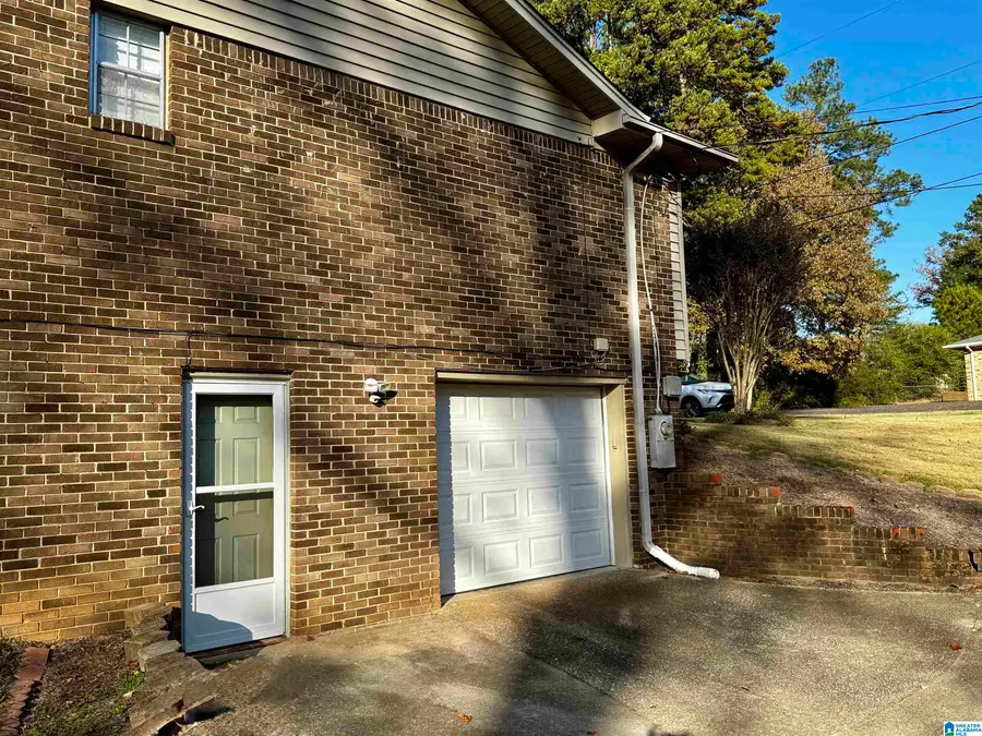 608 MEADOW PLACE, Gardendale, AL 35071 - Image #3