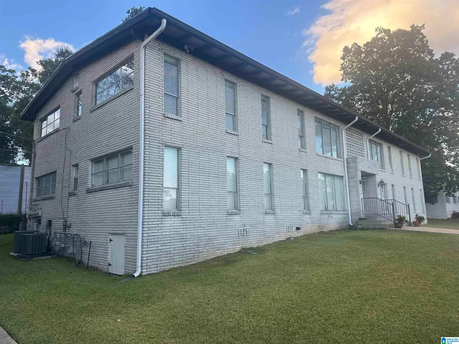 1834 MONTCLAIRE LANE, Vestavia Hills, AL 35216 - Image #3