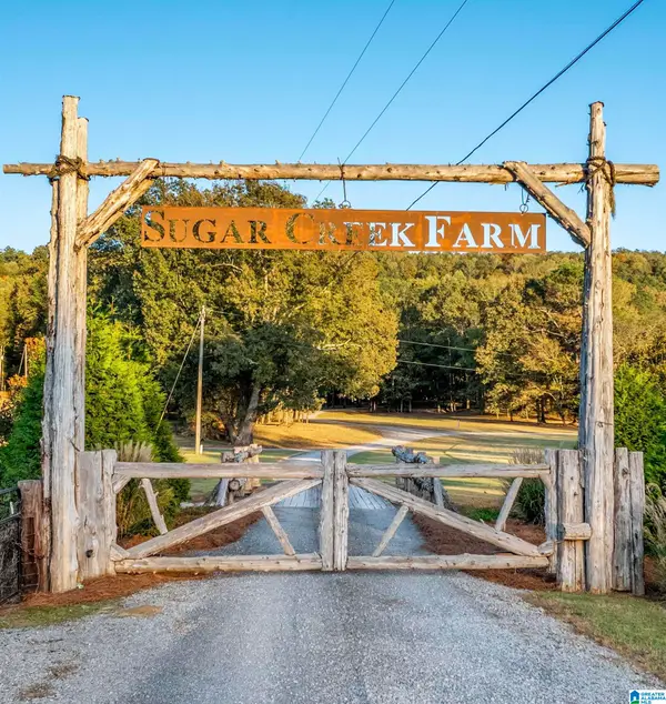 575 GUINNS COVE LANE, Hayden, AL 35079