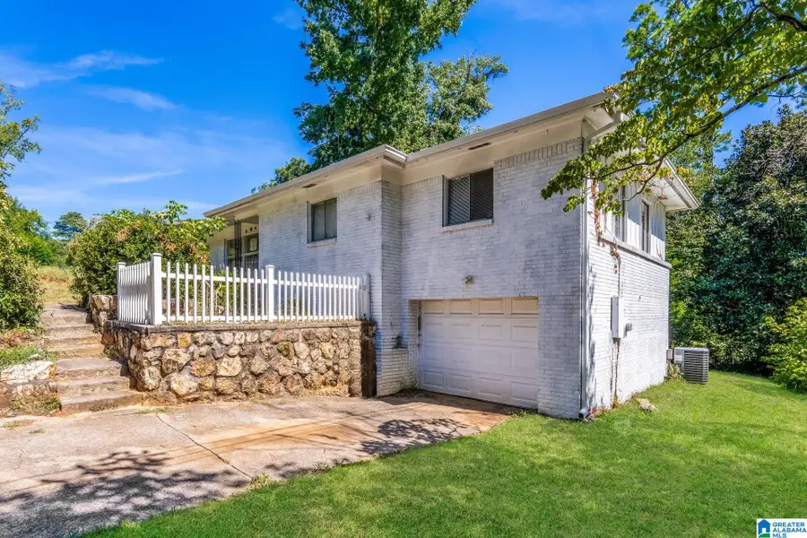 1317 HATFIELD LANE, Birmingham, AL 35215 - Image #3