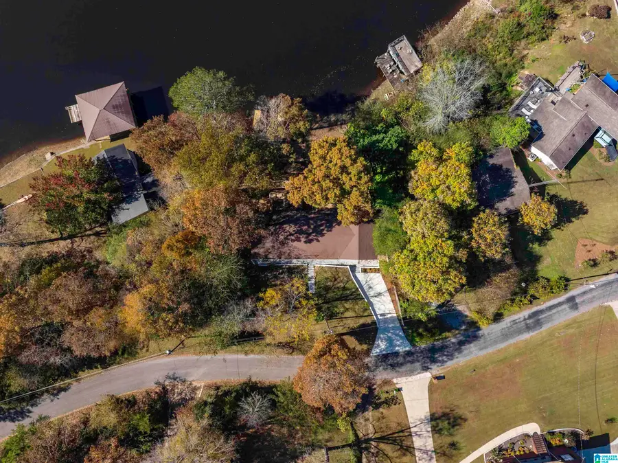 332 LAKESHORE LANE, Oneonta, AL 35121 - Image #2