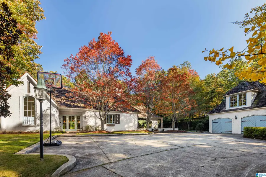 8015 CASTLEHILL ROAD, Hoover, AL 35242 - Image #3