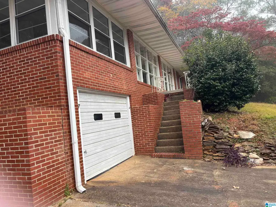 1404 SPRINGHILL DRIVE, Sylacauga, AL 35150 - Image #3