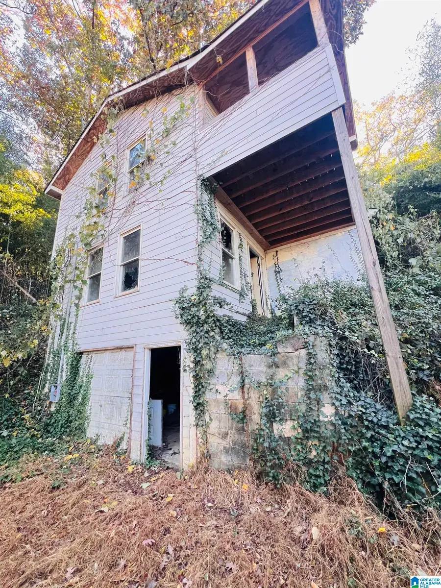 214 PARKER BOULEVARD, Weaver, AL 36277 - Image #2