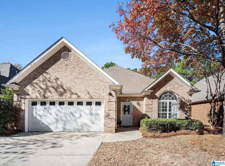 912 CASTLEMAINE DRIVE, Birmingham, AL 35226 - Image #2