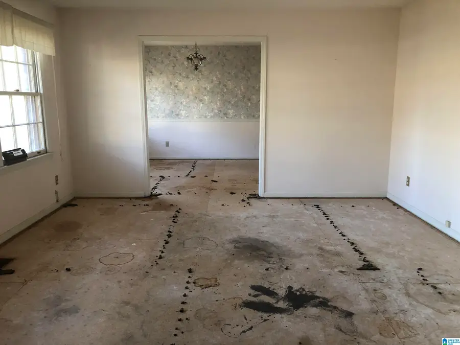 1372 MIAMI TRAIL, Birmingham, AL 35214 - Image #2